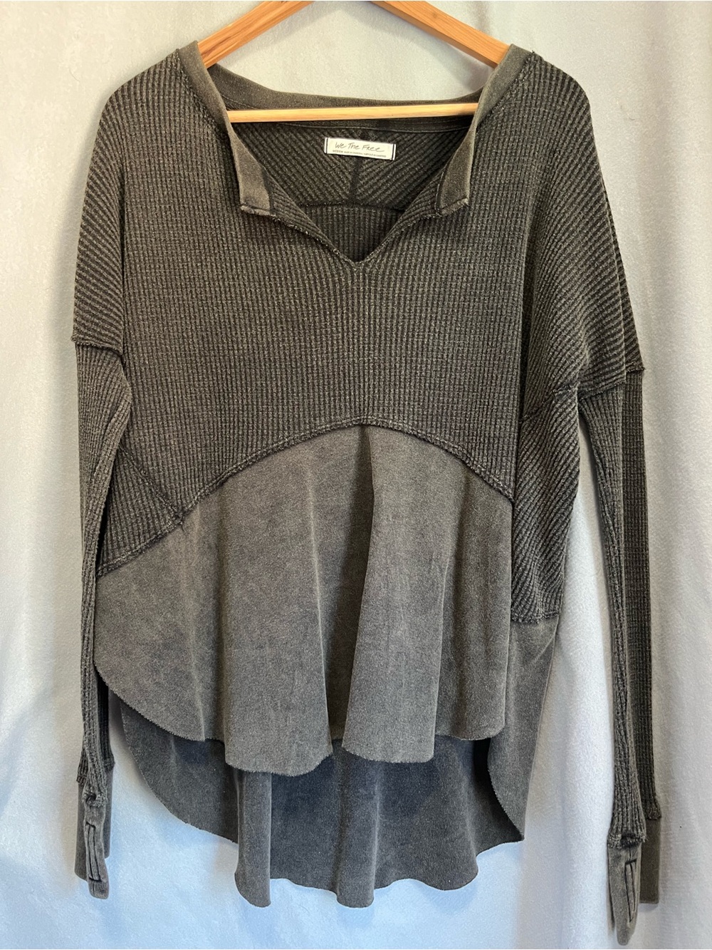 Free People We The Free Layered Thermal Top M Gray Lagenlook Boho Asymmetrical